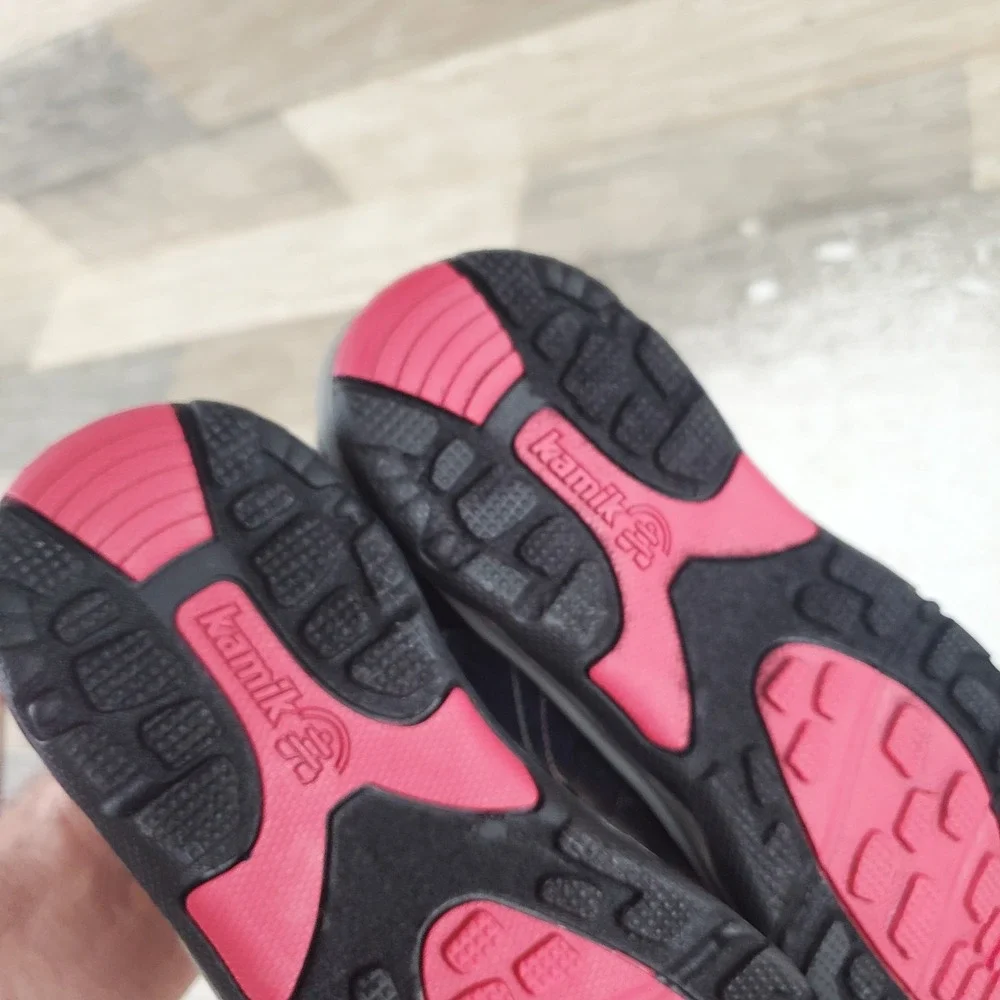 Kamik Trax Kids Shoes Sz 2 Navy Pink Mesh Waterproof Round Toe Lace Up Sneaker